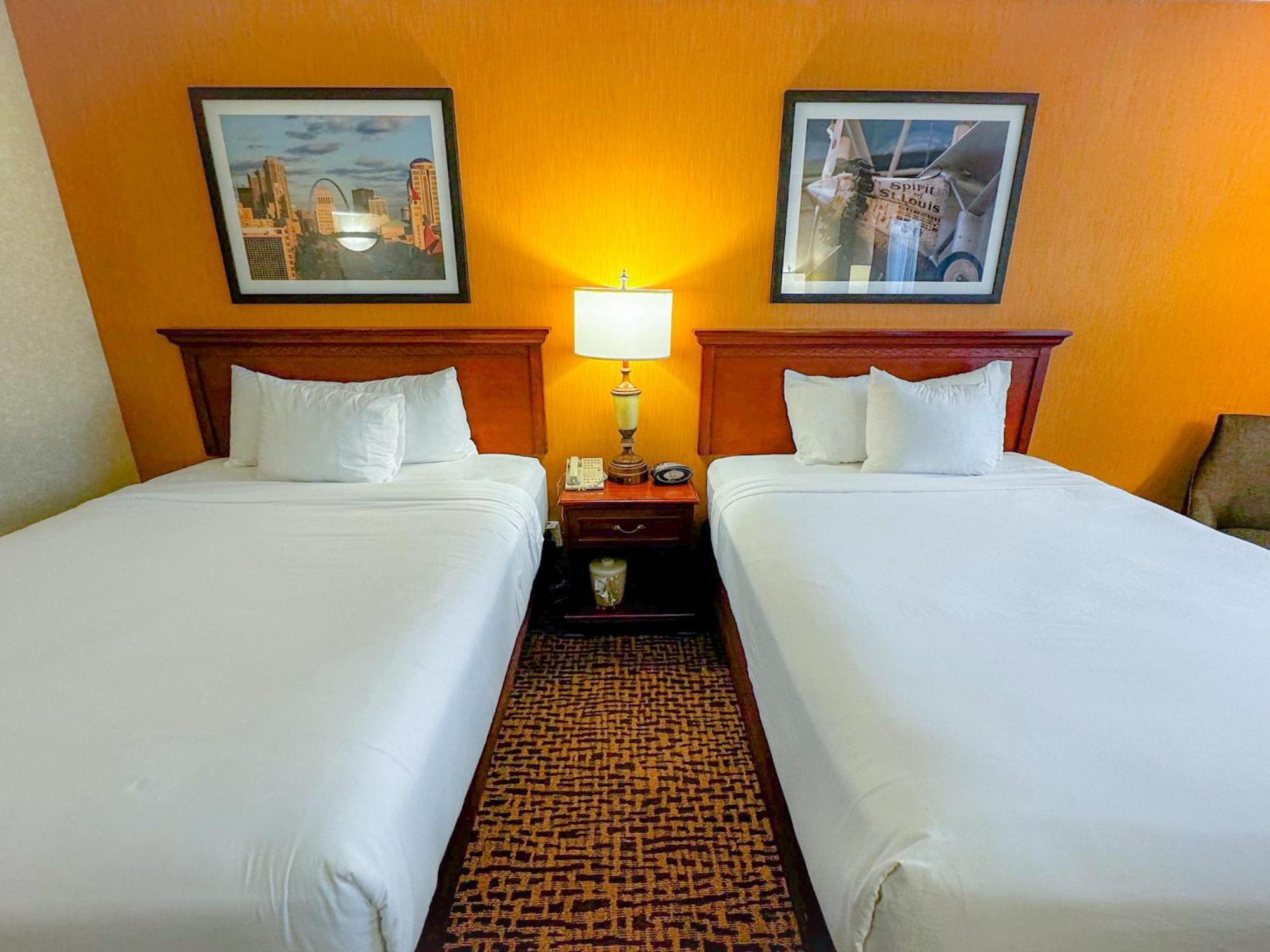 Wingate By Wyndham St Louis-Fenton Route 66 Hotel Exterior photo