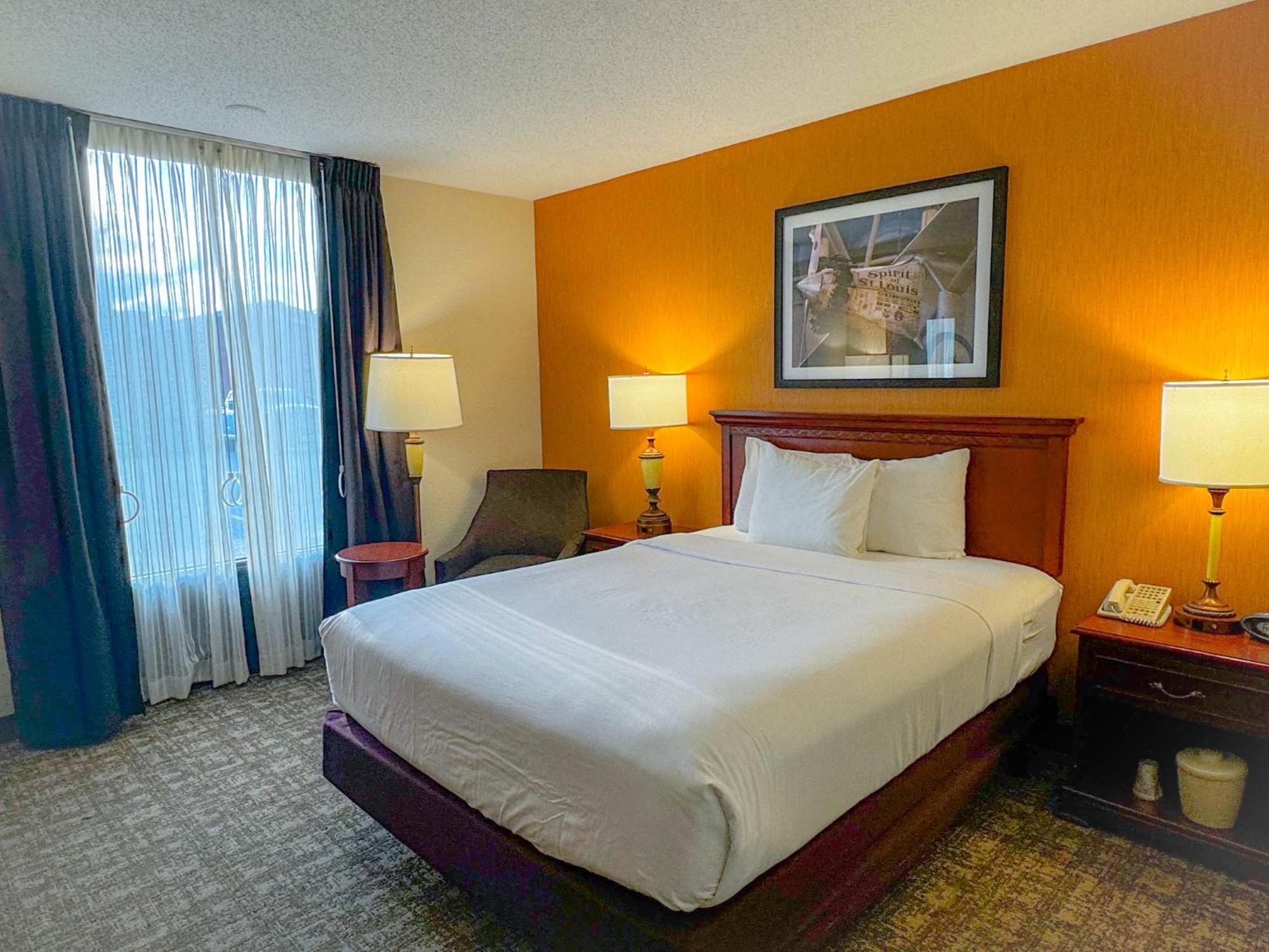 Wingate By Wyndham St Louis-Fenton Route 66 Hotel Exterior photo
